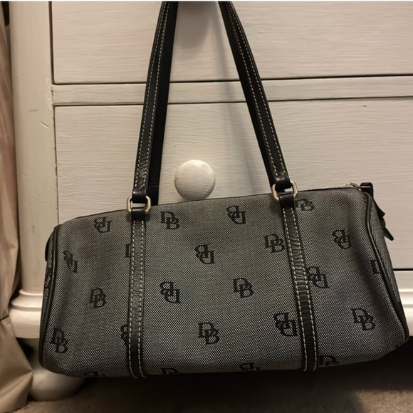 Dooney & Bourke Handbags - Dooney & Bourke Vintage Stylish Gray Handbag black & gray